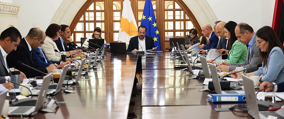 5273381455118331 cats