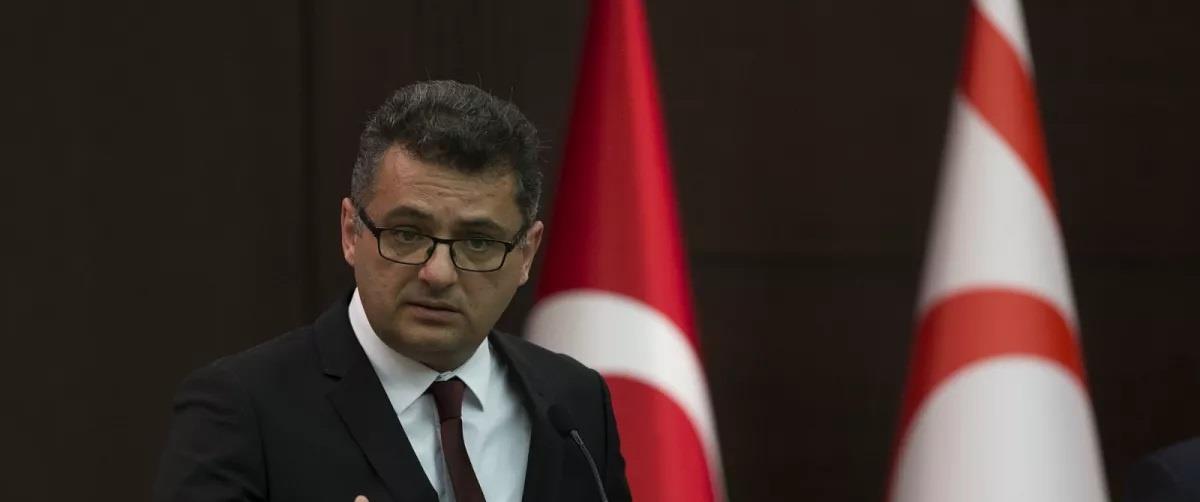 Καλεί τον Τατάρ να εξηγήσει τι εννοεί «δύο κράτη» o Ερχιουρμάν-«Δεν έχω συναντηθεί με τον Χριστοδουλίδη, δεν θα μπω εμπόδιο»