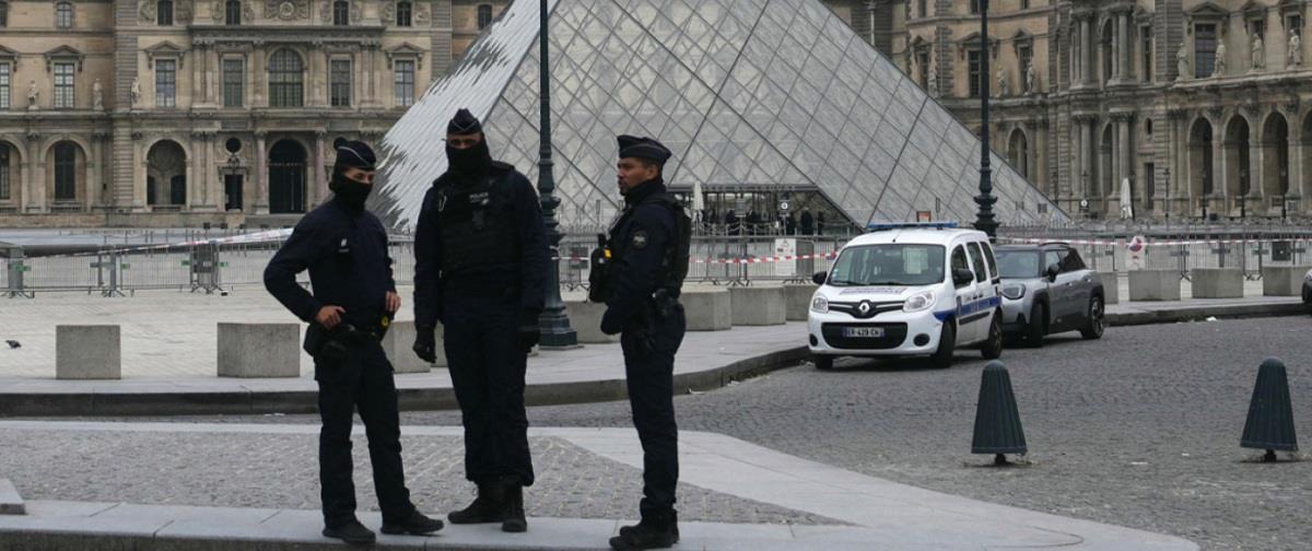 5301318345761765 xrwma-louvre