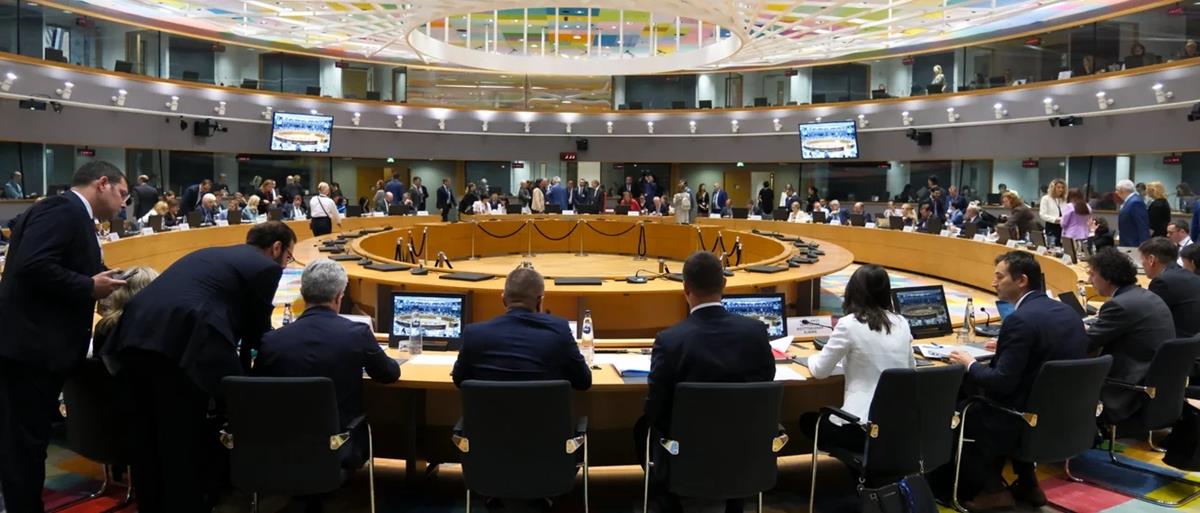 5301947698218037 cats