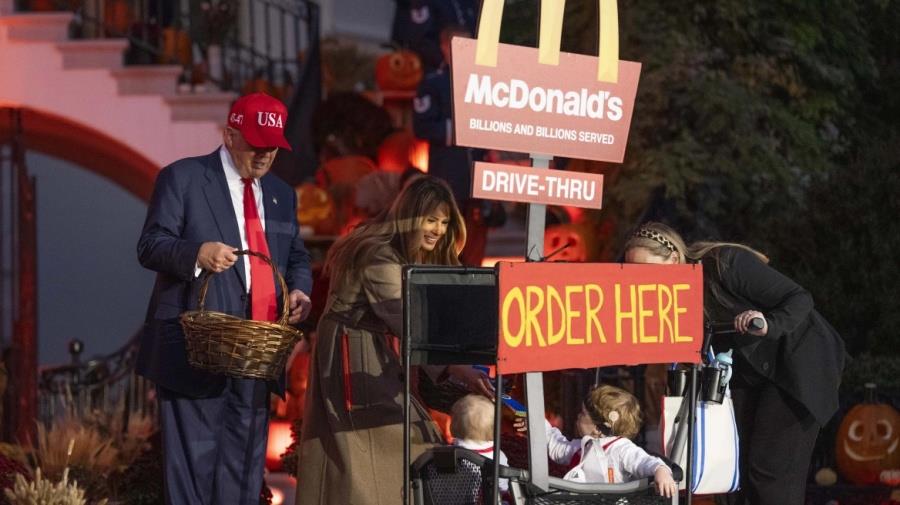 5311297082410985 trump-halloween