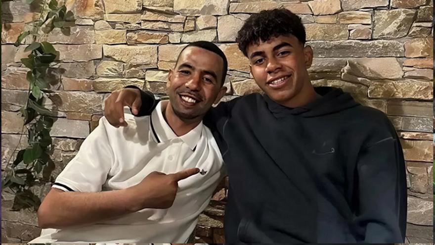 Θα είμαι ευγνώμων στον γιό μου που με ζει, εγώ μαζεύω χαρτόκουτα στη Βαρκελώνη