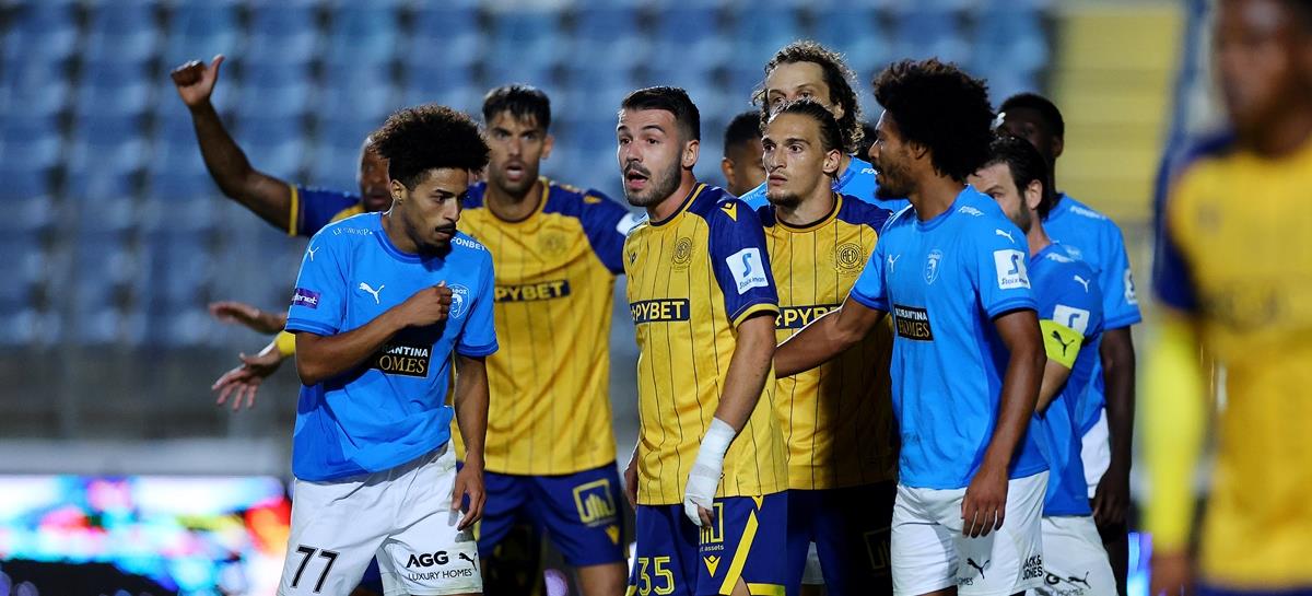 «Αν οι διαιτητές μας δεν αντέχουν την πίεση, ας μείνουν σπίτι τους. Αν έχει ασυλία ο Νταβίντ Λουίζ να το αφήσουμε»