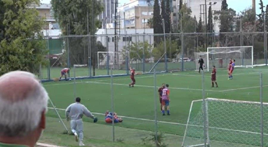 Χαμός σε αγώνα στην Ελλάδα-Ποδοσφαιριστής αποβλήθηκε γιατί κλώτσησε και γρονθοκόπησε αντιπάλους του