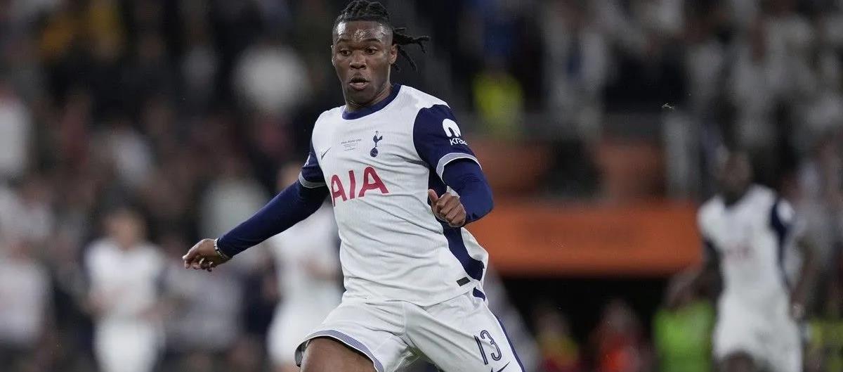 Ο Ουντότζι της Τότεναμ ο ποδοσφαιριστής που δέχτηκε απειλή με όπλο από ατζέντη