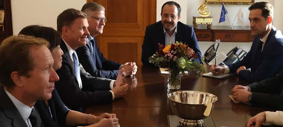 5319222924365435 cats