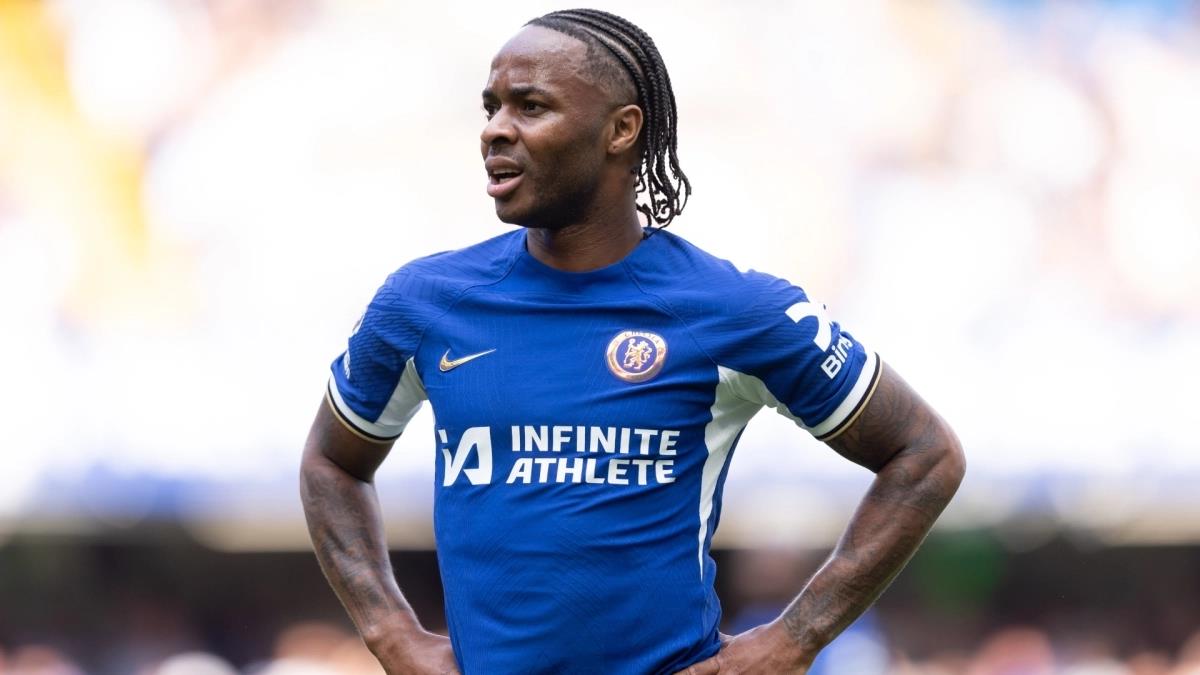 Νύχτα τρόμου για Στέρλινγκ-Διαρρήκτες εισέβαλαν στο σπίτι του, ενώ βρισκόταν μέσα μαζί με τα παιδιά του