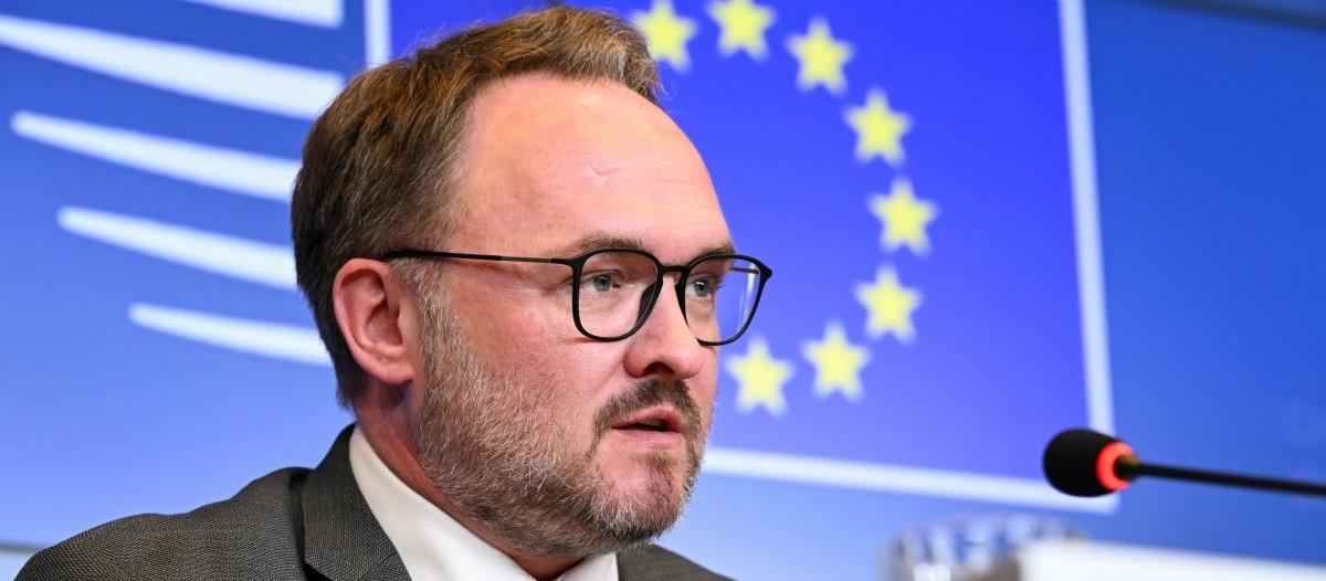 5322510177111378 cats