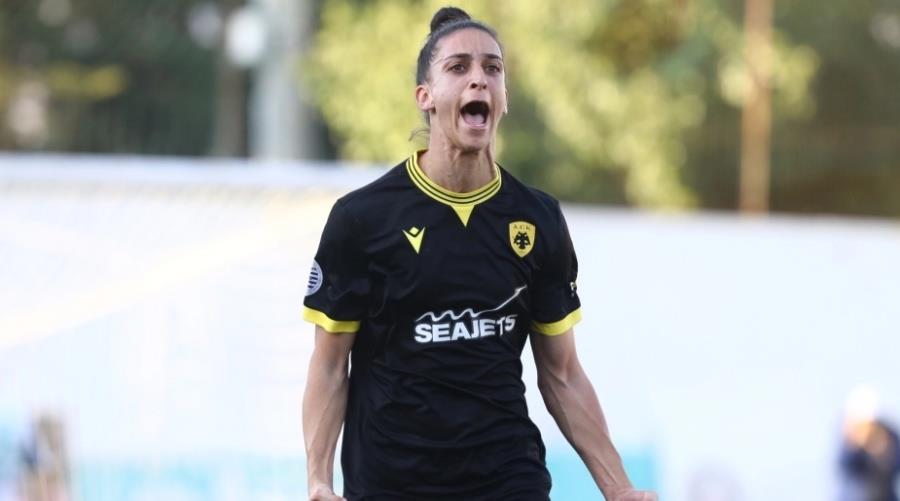 Η Βιολάρη έβαψε κιτρινοπράσινο το ντέρμπι της ΑΕΚ με τον Παναθηναϊκό