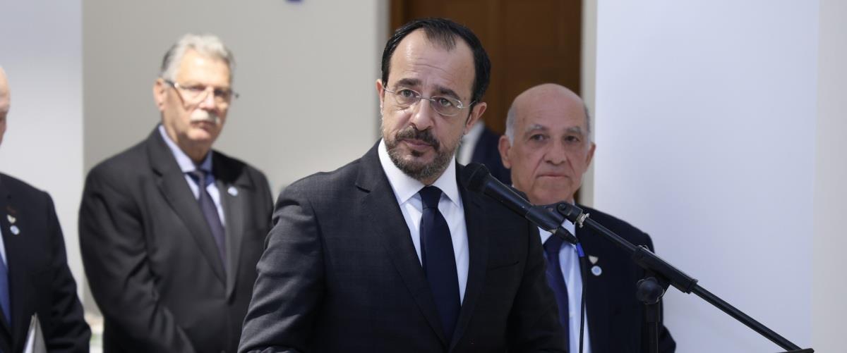 5325257191463816 Pres-Memorial-44