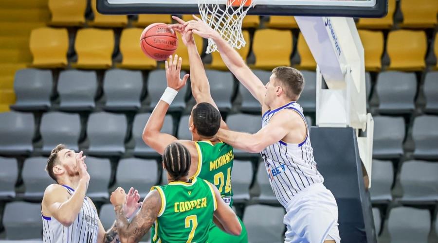 Αήττητη η Πετρολίνα ΑΕΚ-Επικράτησε και της Ανόρθωσης στο ECOMMBX Basket League