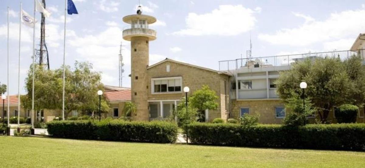 5327926272130977 cats