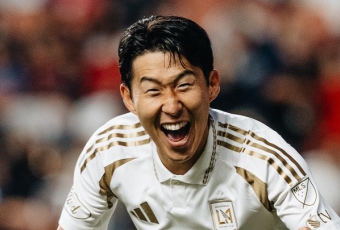 O Σον έριξε άκυρο στη Μίλαν και συνεχίζει στο MLS