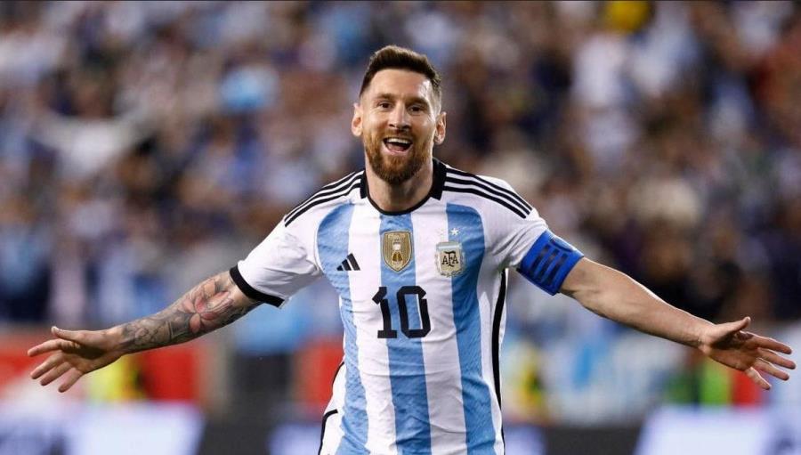 «Το παγκόσμιο είδωλο Μέσι»-Οι ύμνοι Ινφαντίνο και η ευχή Άλμπα για το Καμπ Νου