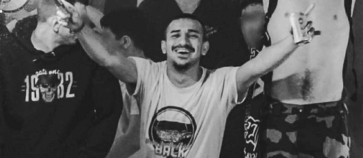 Ανείπωτη θλίψη για τον 26χρονο Αλέξανδρο-«Να τραγουδάς από ψηλά, με τα αδέλφια»