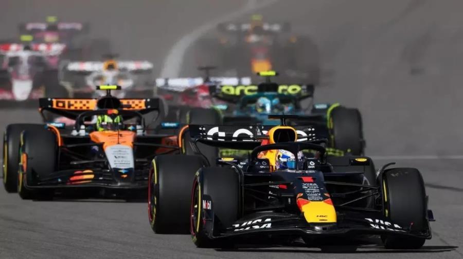 Ο Φερστάπεν νικητής στο Λας Βέγκας, ο Νόρις άνοιξε τη διαφορά στην κορυφή