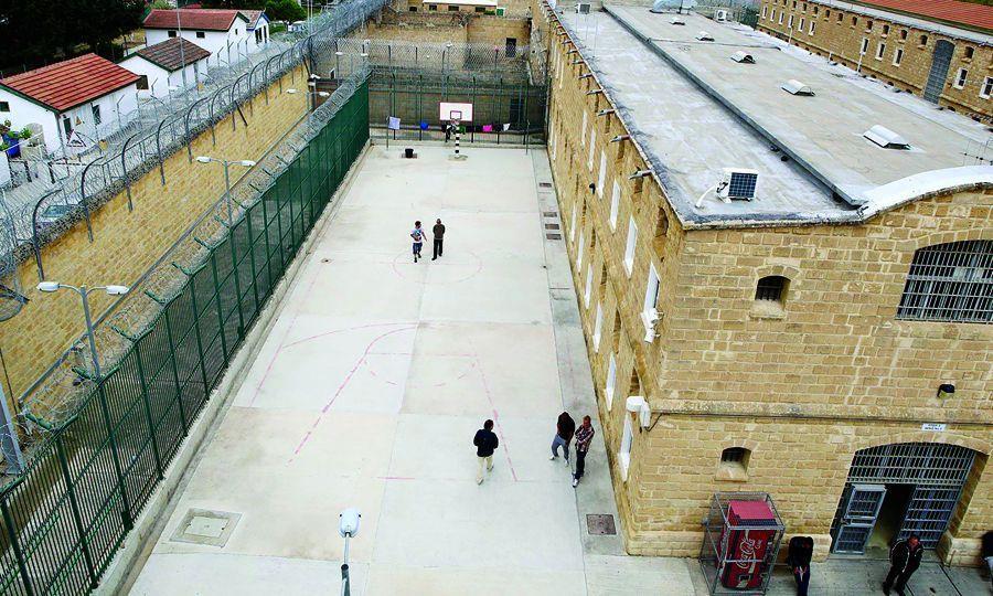 5334819175539440 cache 1300x500 Analog medium 1350170 1035960 25 11 13 141527