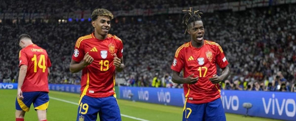 Έχει απίστευτο ταλέντο, είμαι σαν… πατέρας γι’ αυτόν