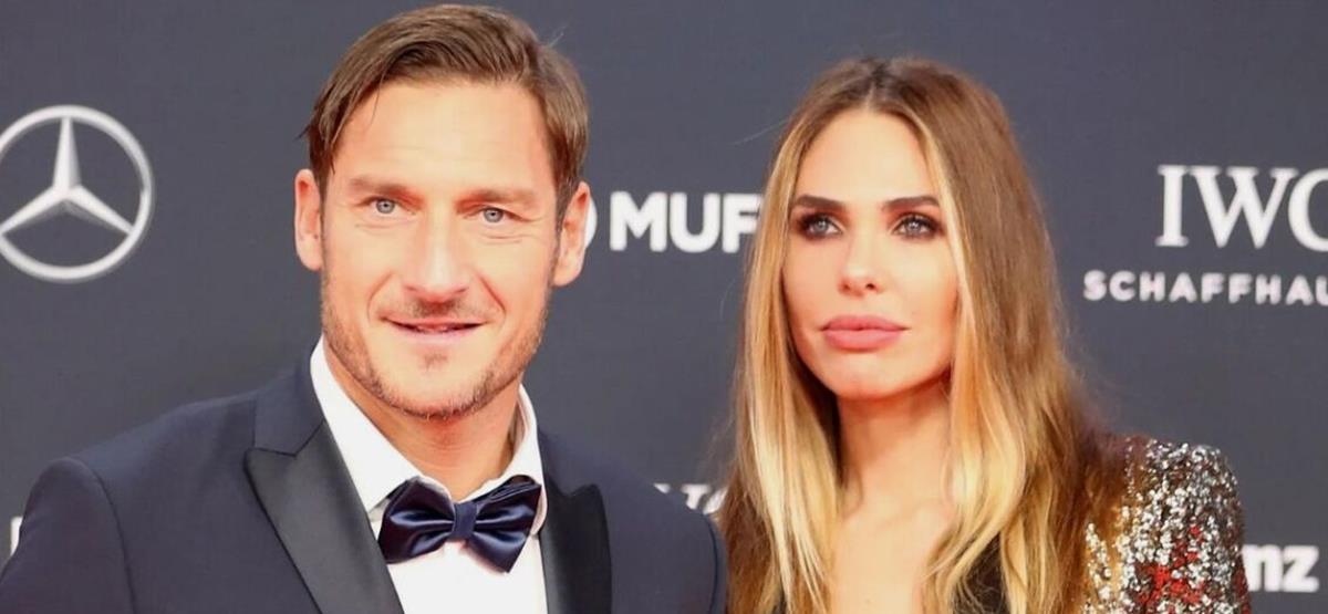 Κατηγορεί τον Τότι η πρώην γυναίκα του-«Άφησες ένα εξάχρονο κορίτσι μόνο του στο σπίτι για να βγεις για δείπνο!»