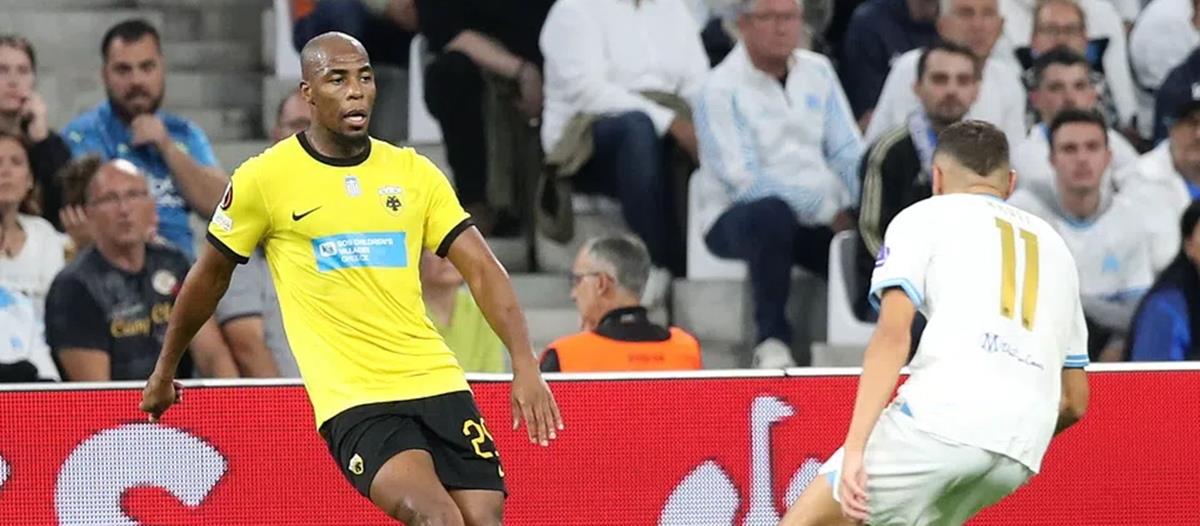 «Όταν πέθανε ο αδερφός μου, προσπάθησα να πηδήξω από το παράθυρο»-Συγκλονιστική εξομολόγηση από τον Σιντιμπέ