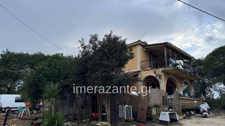 5342842536209459 xrwma-zakynthos-skyli