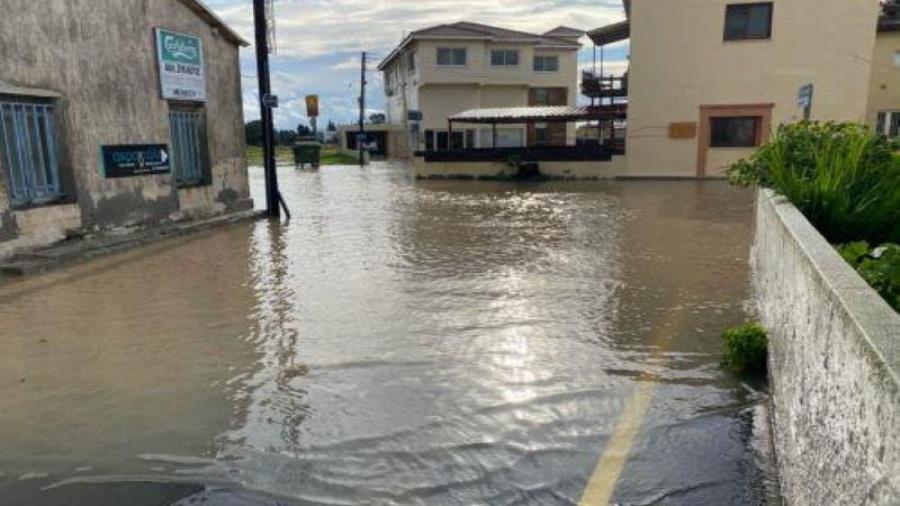 5345398996277193 ΒΡΟΧΕΣ-ΛΑΡΝΑΚΑ