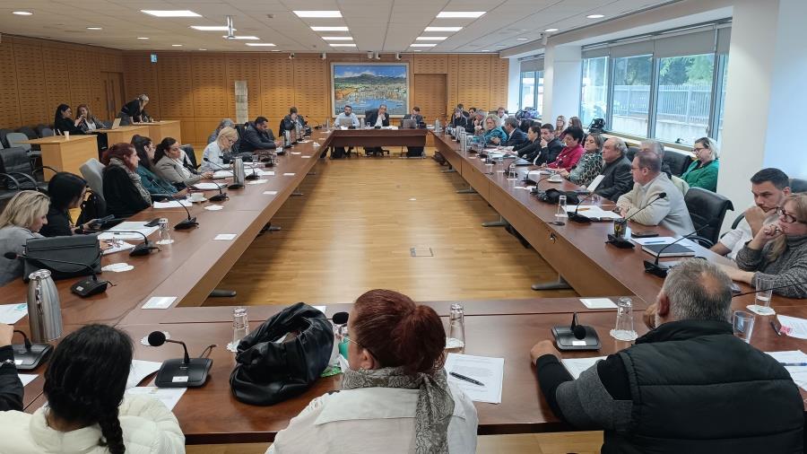 5345404391207609 DOC.20251209.9515714.epitropi-ergasias