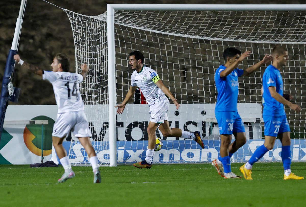 Τρίποντο από Ακρίτα έναντι του Εθνικού και άλμα τριών θέσεων