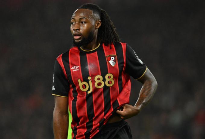 Πέντε ομάδες δίνουν μάχη για τον Σεμένιο