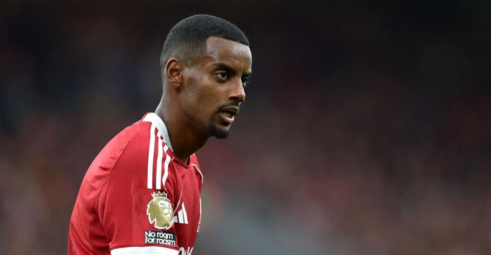 Τουλάχιστον δύο μήνες εκτός ο Ίσακ, πυρά Σλοτ κατά Φαν ντε Φεν