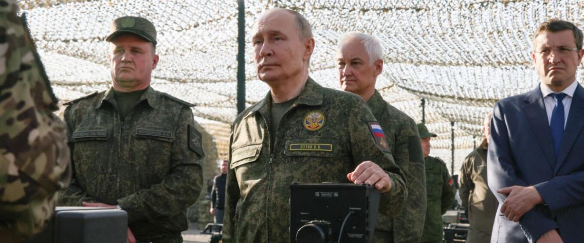 5365171989598901 putin2 maketa