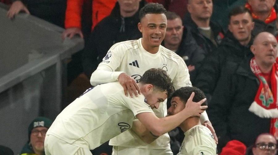 Ο Γκιμπς-Γουάιτ έδωσε τεράστια ανάσα στη Νότιγχαμ στο 89′ και έστειλε τον Εσπίριτο Σάντο πιο κοντά στην πόρτα της εξόδου