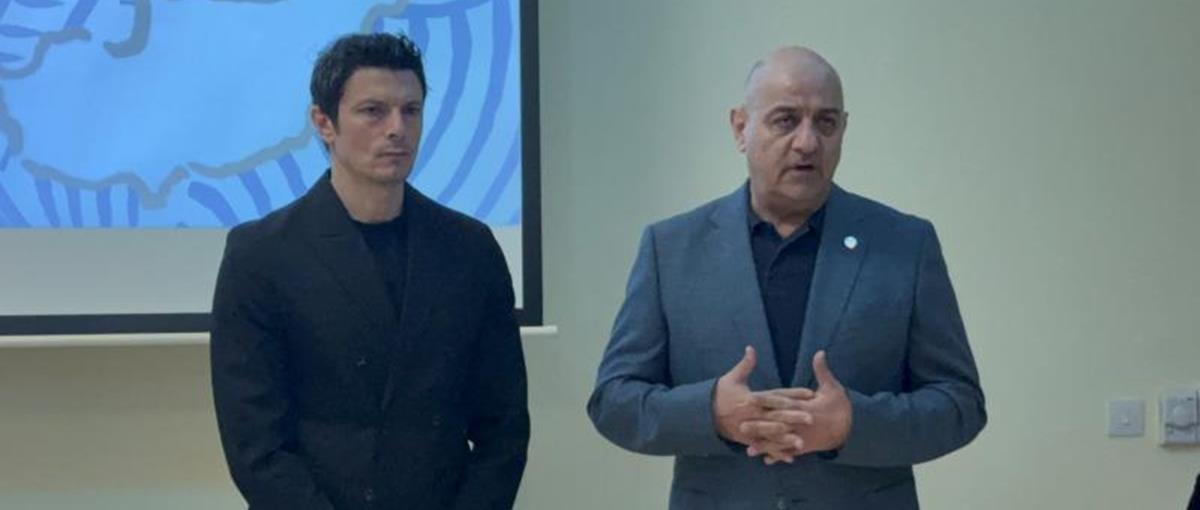 5371033475703748 cats