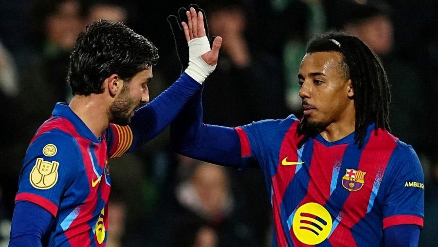 5377833989304916 Barcelona-Torres-1200x800