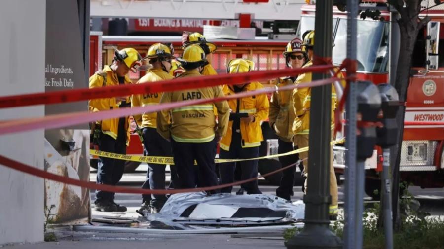 5395899812403384 mixcollage-06-feb-2026-01-30-am-8981