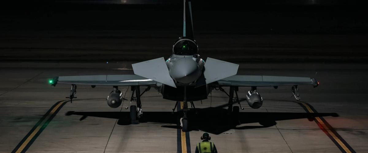 5416805549660775 raf airplane