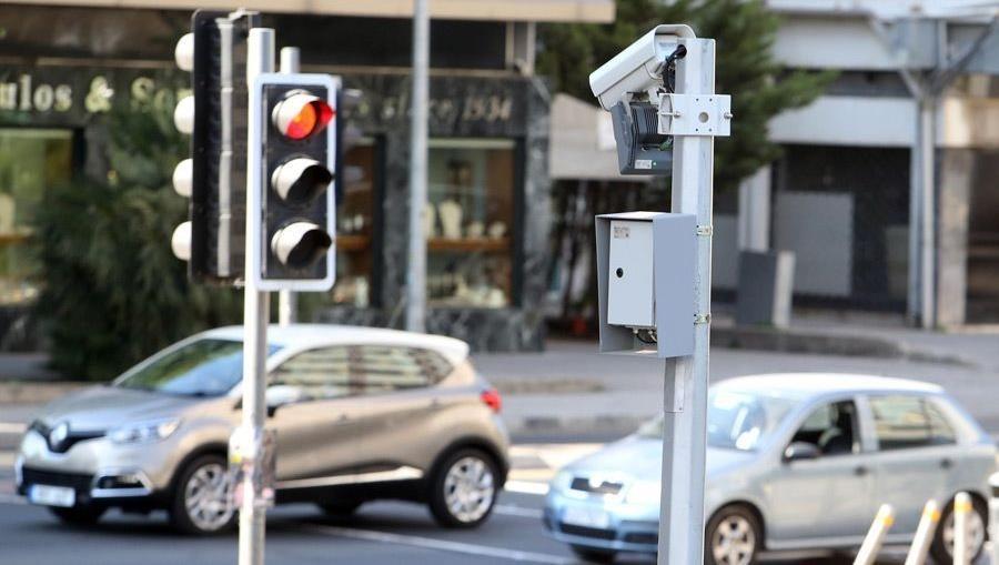 5420367671551163 b b b b kameres