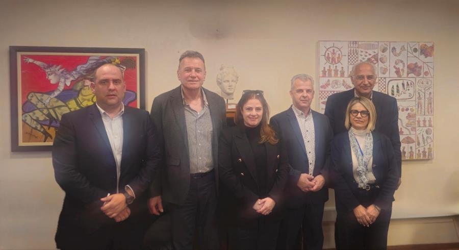 5423132663233359 HC-1mbPXkAAwgqM