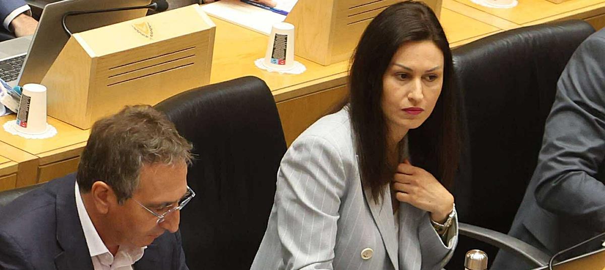 5425802445830488 cats