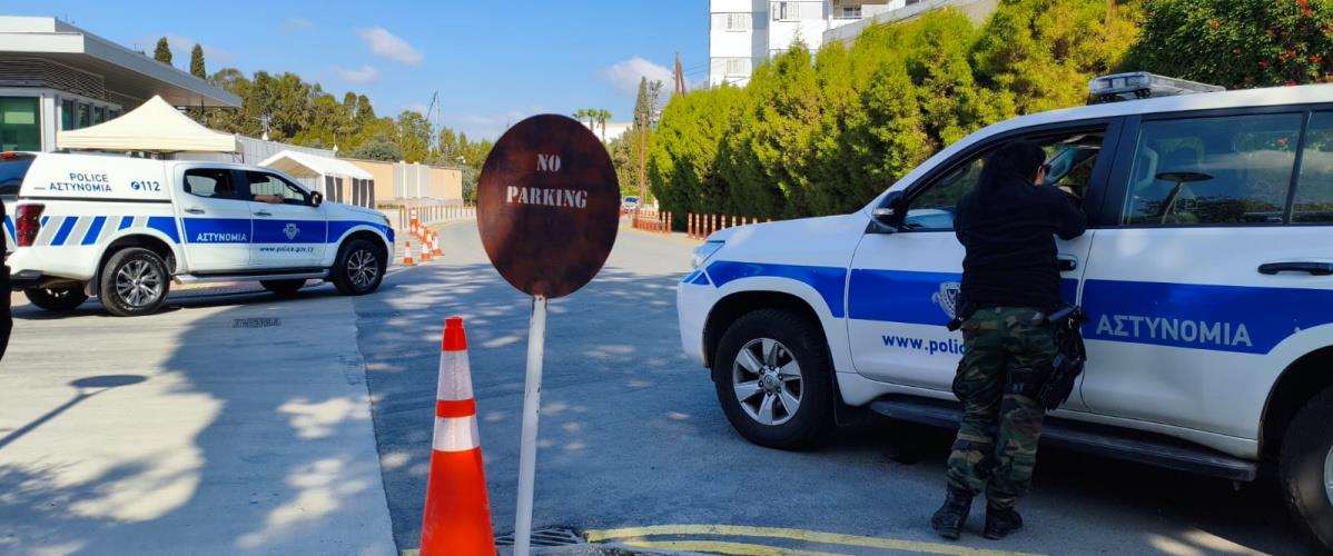 5440920705611825 ameirkaniki-presveia-ypopto-antikeimeno