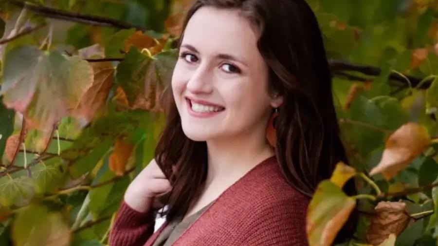 5442572720056476 usa-kathigitria