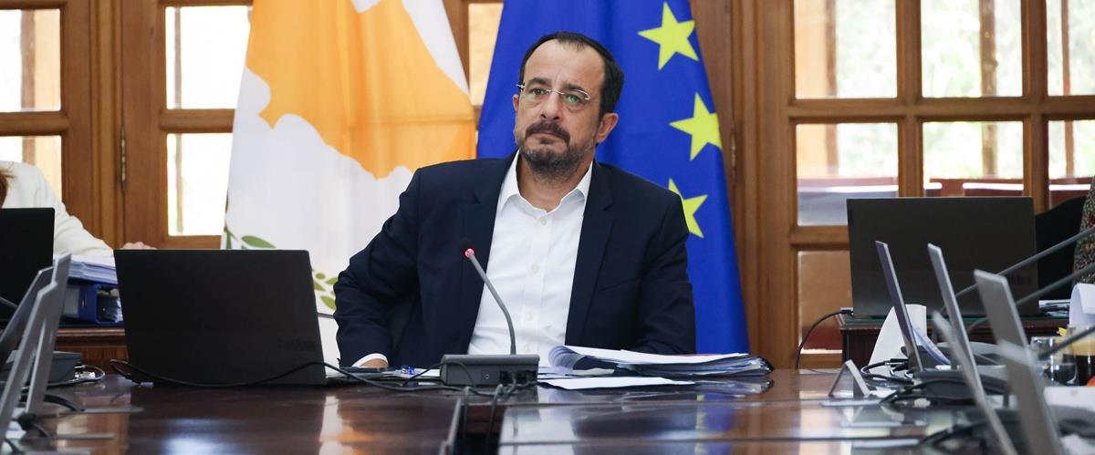 5445401971553745 cats