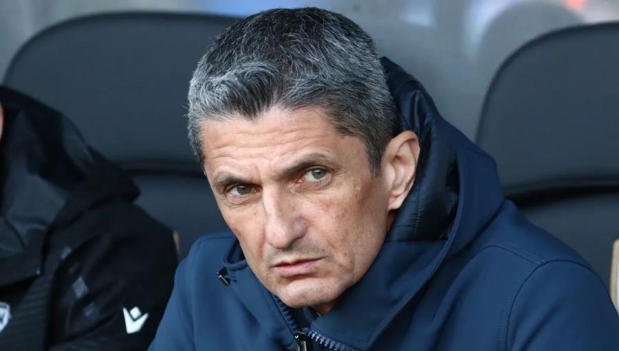 5485055736708758 lucescu-6-1200x800