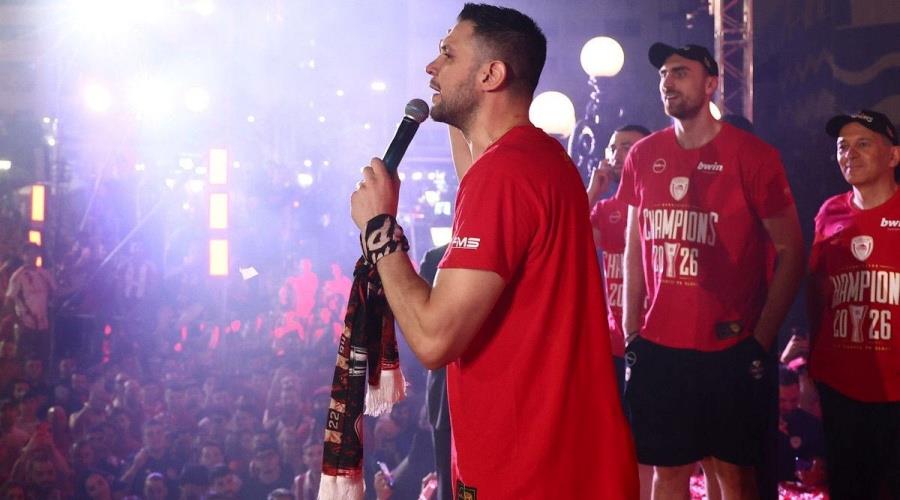 5489226580739761 papanikolaou-11-1200x800