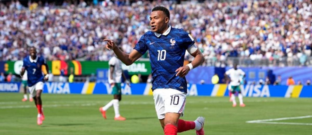 5509128708898624 mbappe-(1) 234255