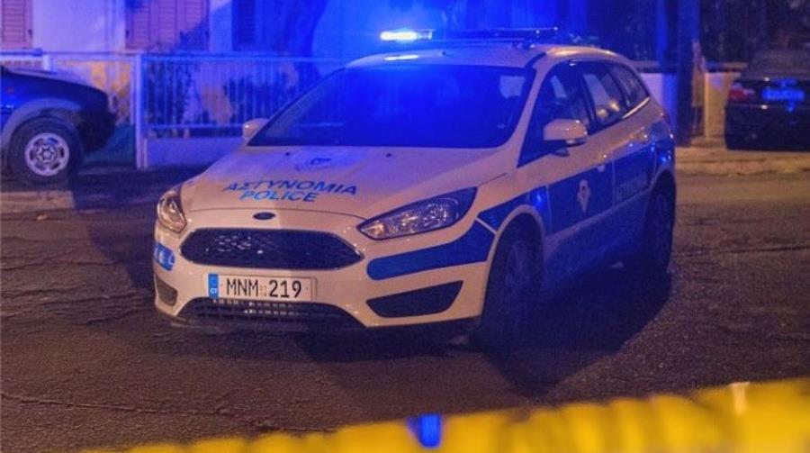 Πήγε σπίτι δύο αδελφών για να λύσουν τις διαφορές τους και τους χτύπησε με όχημα-Δύο συλλήψεις, ακινητοποίησε 32χρονο ένα από τα θύματα