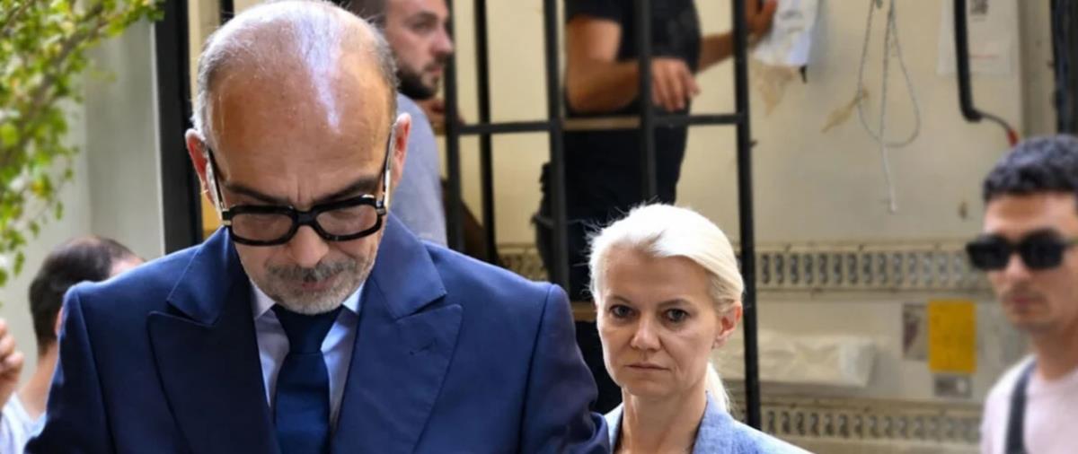 5587740793692559 giatroi kolonaki mk