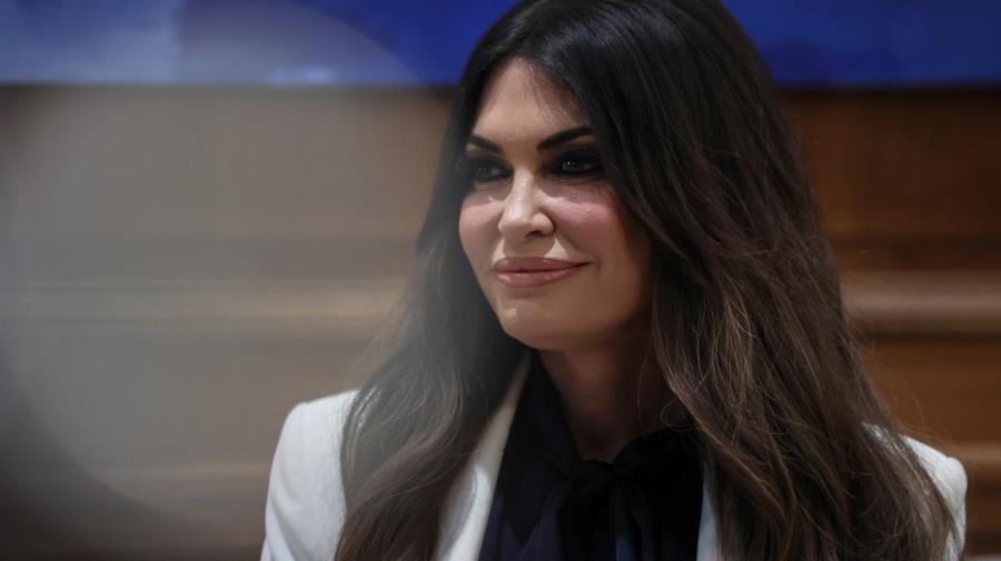 5611953920496914 kimberly-guilfoyle-mak2
