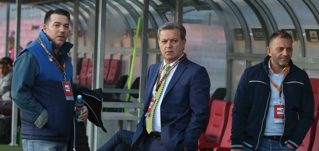 Η διοίκηση του ΑΠΟΕΛ ανέλυσε τον τρόπο με τον οποίο θα διατεθούν τα εισιτήρια για τον αγώνα με την Ομόνοια, ενώ αποφασίστηκε νέος τρόπος διάθεσης των εισιτηρίων για τους εντός έδρας αγώνες.