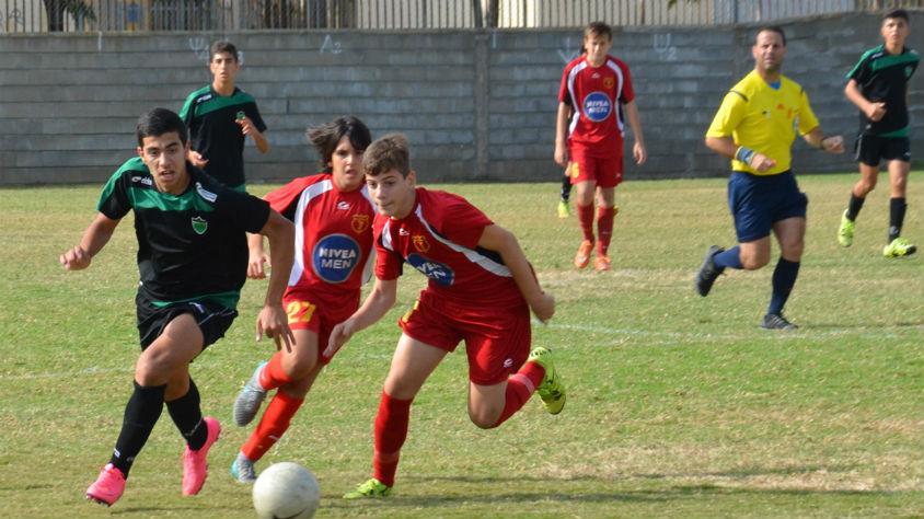 Η συνεργασία Κεραυνού-Arsenal Soccer School δίνει την ευκαιρία στους νεαρούς να παίξουν ποδόσφαιρο στην ίδια ακαδημία σχεδόν μέχρι την… ενηλικίωση τους